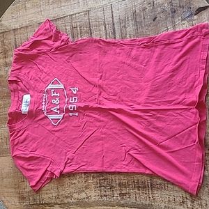 A&F tee